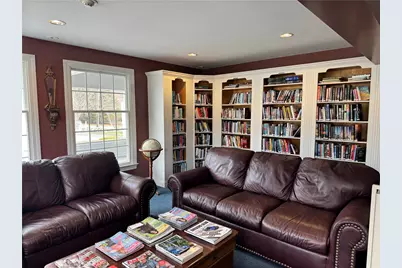 15 Bluebird Street, Tiverton, RI 02878 - Photo 11