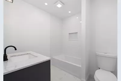 36 Kinnicutt Avenue, Warren, RI 02885 - Photo 7