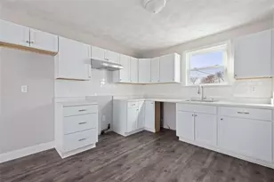 36 Kinnicutt Ave, Warren, RI 02885 - Photo 29