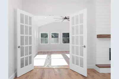 36 Kinnicutt Avenue, Warren, RI 02885 - Photo 15