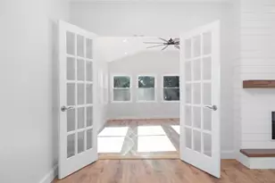 36 Kinnicutt Ave, Warren, RI 02885 - Photo 15