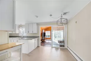 11 Bellevue Blvd, East Providence, RI 02916 - Photo 13