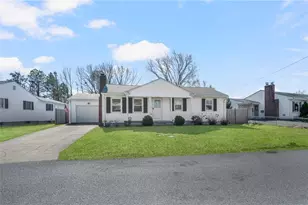 11 Bellevue Blvd, East Providence, RI 02916 - Photo 3