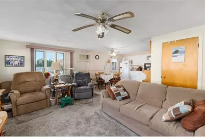 9 Regent Street, Coventry, RI 02816 - Photo 5