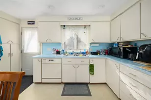 9 Regent St, Coventry, RI 02816 - Photo 19