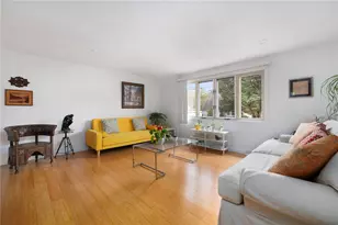 25 Webb Ave, Warwick, RI 02889 - Photo 3