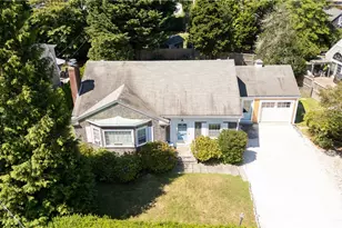 2 Cliff Ave, Newport, RI 02840 - Photo 39