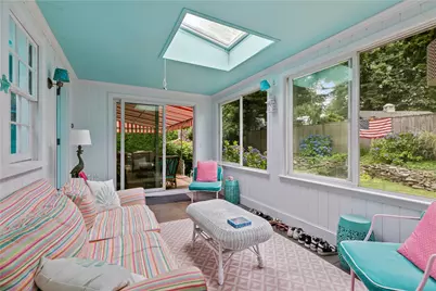 2 Cliff Avenue, Newport, RI 02840 - Photo 17