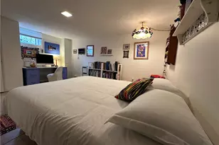 542 Angell St, Providence, RI 02906 - Photo 19