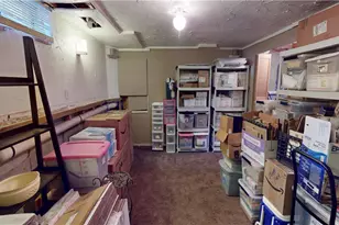 22 Vernon St, Providence, RI 02903 - Photo 47