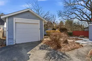 68 Packard Ave, Warwick, RI 02886 - Photo 37