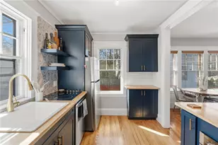 68 Packard Ave, Warwick, RI 02886 - Photo 17