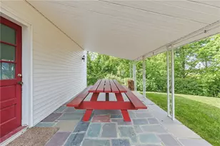 47 Dartmouth Ave, East Providence, RI 02915 - Photo 27