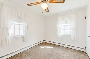 47 Dartmouth Ave, East Providence, RI 02915 - Photo 13