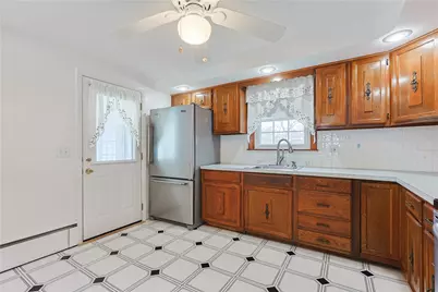 47 Dartmouth Avenue, East Providence, RI 02915 - Photo 9