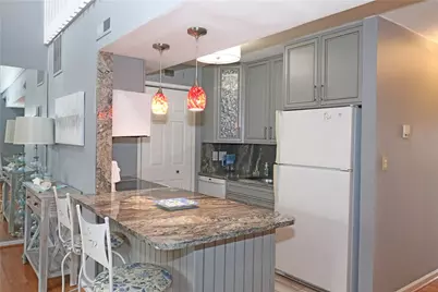 303 Swan's, Newport, RI 02840 - Photo 13