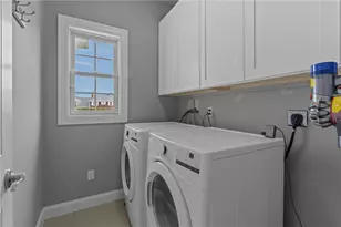 67 Fairview Ln, Portsmouth, RI 02871 - Photo 25