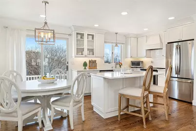6 Jenkins Street, Bristol, RI 02809 - Photo 9
