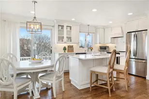 6 Jenkins St, Bristol, RI 02809 - Photo 1
