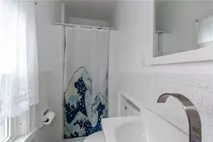 72 Allerton Ave, East Providence, RI 02914 - Photo 31