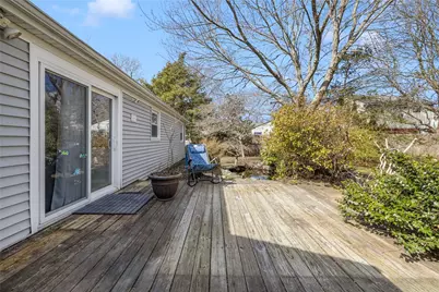 9 Spruce Avenue, Middletown, RI 02842 - Photo 15