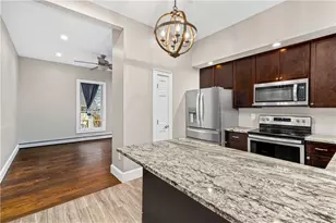 563 Putnam Pike, Smithfield, RI 02828 - Photo 7