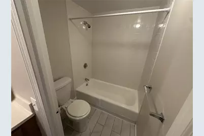 3 Admiralty Drive #10-4, Middletown, RI 02842 - Photo 11