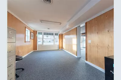 1020 Warwick Avenue, Warwick, RI 02888 - Photo 35