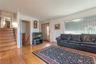 1020 Warwick Ave, Warwick, RI 02888 - Photo 17