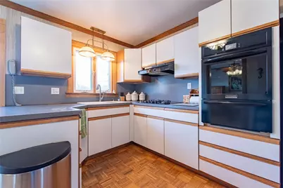 1020 Warwick Avenue, Warwick, RI 02888 - Photo 21