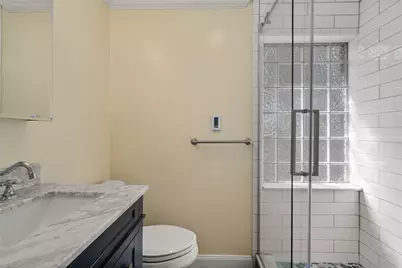 21 Dexterdale Road, Providence, RI 02906 - Photo 23