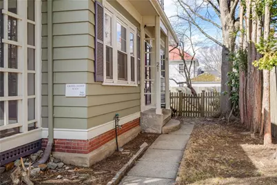 21 Dexterdale Road, Providence, RI 02906 - Photo 3