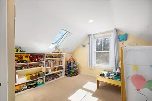 275 Usquepaugh Rd, South Kingstown, RI 02892 - Photo 19