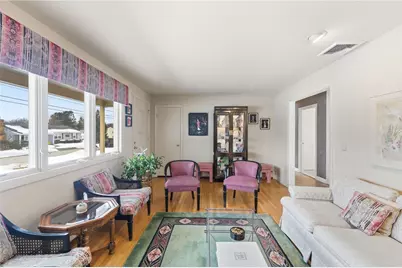 20 Reservoir Avenue, Warren, RI 02885 - Photo 15