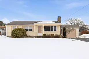 20 Reservoir Ave, Warren, RI 02885 - Photo 1