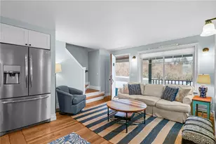 206 Reservoir Rd, Middletown, RI 02842 - Photo 15