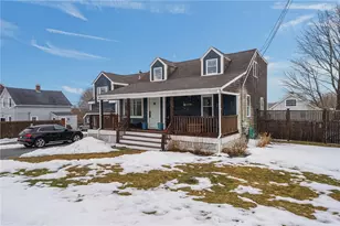 206 Reservoir Rd, Middletown, RI 02842 - Photo 41