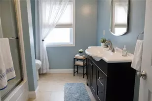 215 Bourne Ave, East Providence, RI 02916 - Photo 15