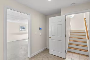 106 Cedar Ave, Portsmouth, RI 02871 - Photo 23