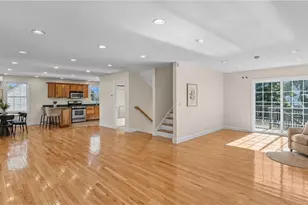106 Cedar Ave, Portsmouth, RI 02871 - Photo 7