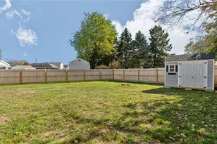 106 Cedar Ave, Portsmouth, RI 02871 - Photo 25