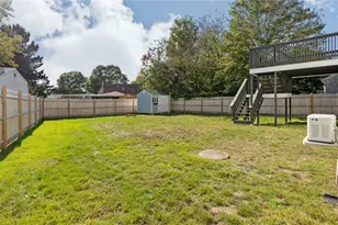 106 Cedar Ave, Portsmouth, RI 02871 - Photo 29