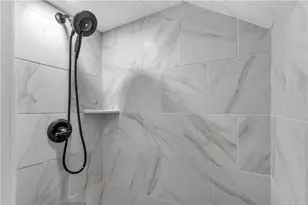 26 Clinton St, Johnston, RI 02919 - Photo 27