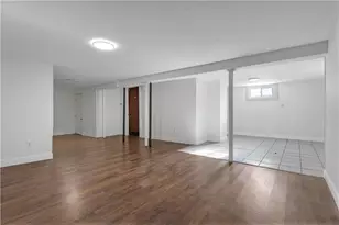 26 Clinton St, Johnston, RI 02919 - Photo 35