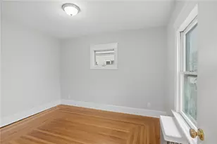 67 Fred St, Pawtucket, RI 02860 - Photo 13