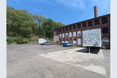 292 E School Street, Woonsocket, RI 02895 - Photo 7