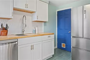 5 Shangri-La Ln, Middletown, RI 02842 - Photo 35