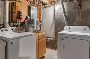 5 Shangri-La Ln, Middletown, RI 02842 - Photo 31