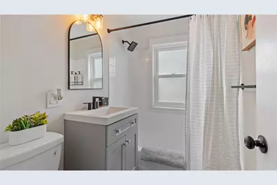 5 Shangri La Lane, Middletown, RI 02842 - Photo 27