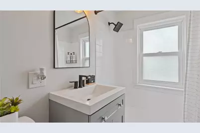 5 Shangri La Lane, Middletown, RI 02842 - Photo 29